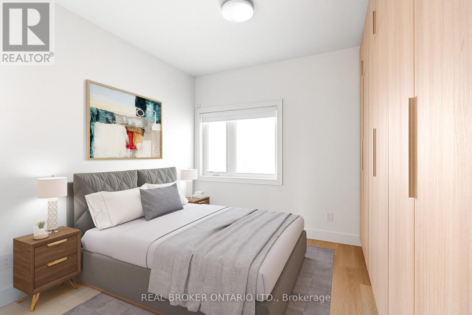 Laneway - Upper - 21 Farnham Avenue, Toronto, Ontario  M4V 1H6 - Photo 12 - C12929558