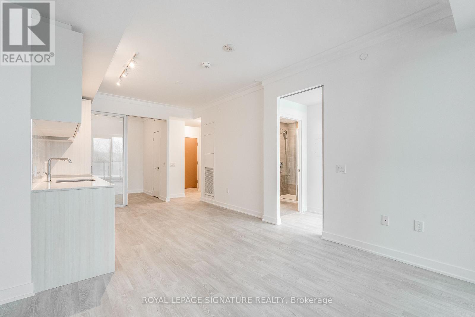 309 - 1 Kyle Lowry Road, Toronto, Ontario  M3C 0S6 - Photo 5 - C12929566