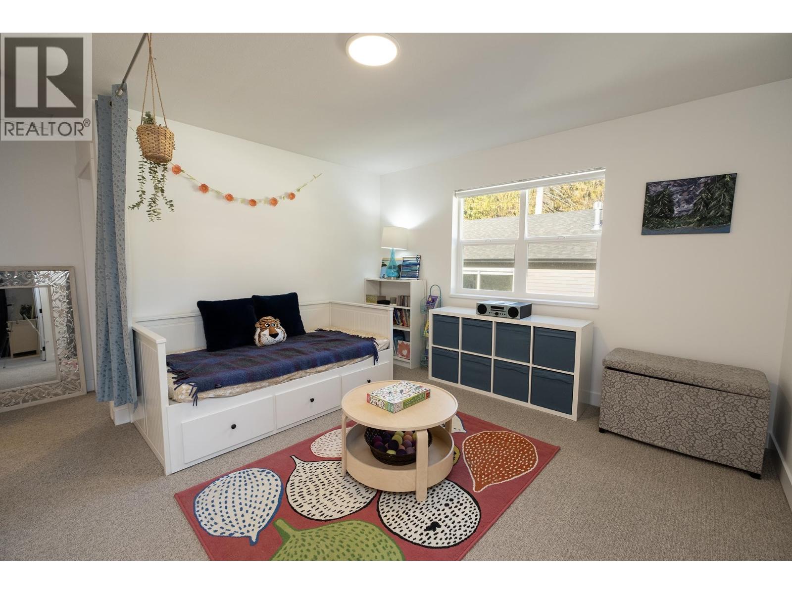 1078 Celia Crescent, Gibsons, British Columbia  V0N 1V7 - Photo 14 - R3104280