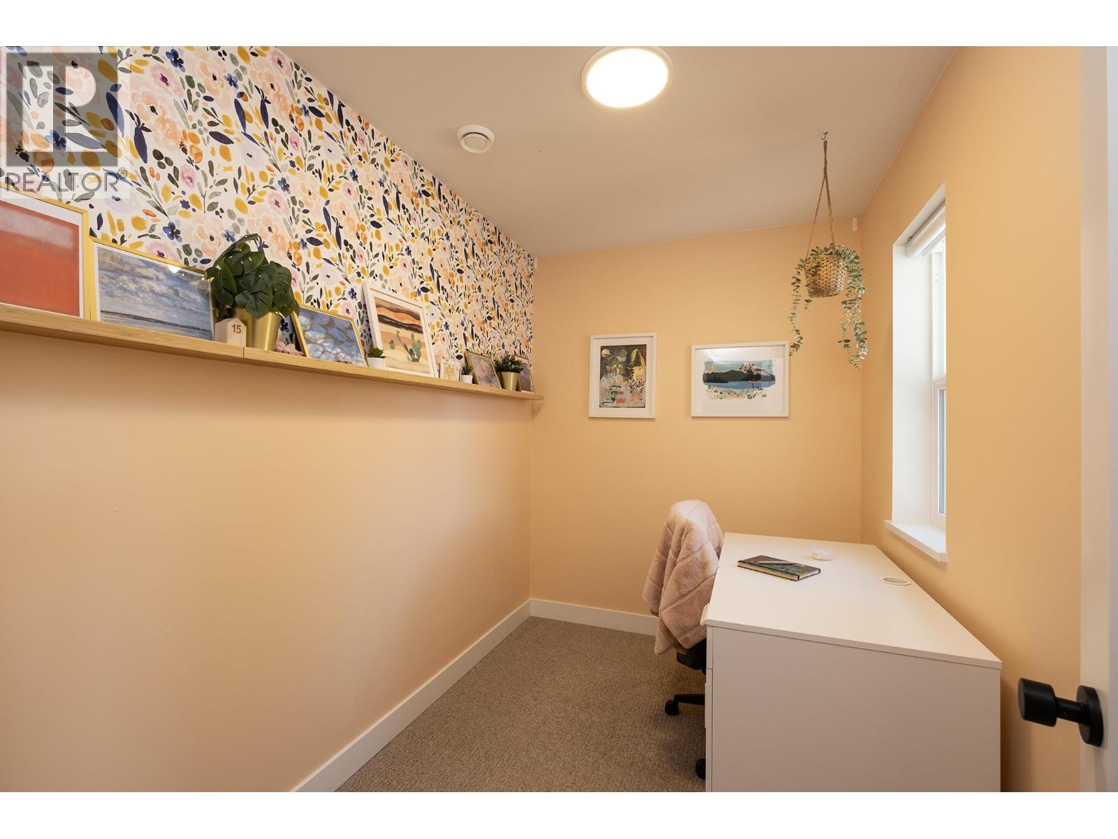 1078 Celia Crescent, Gibsons, British Columbia  V0N 1V7 - Photo 15 - R3104280