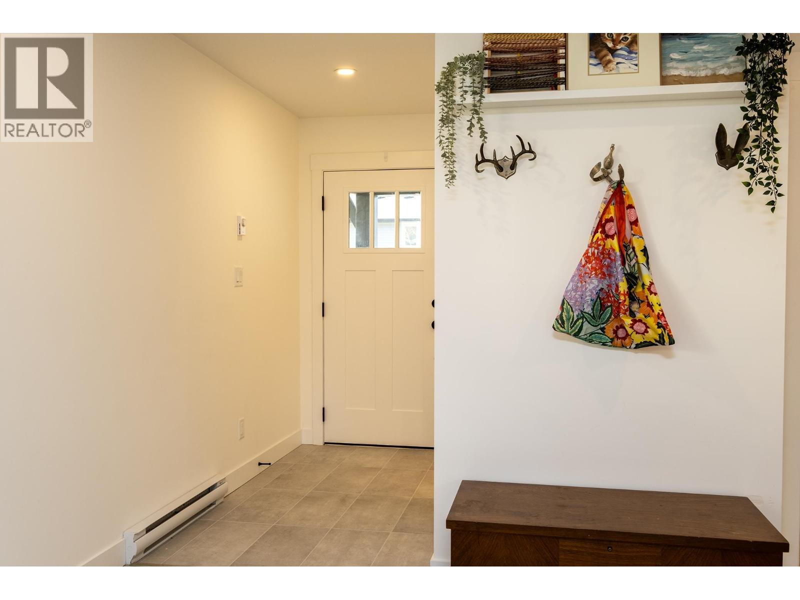 1078 Celia Crescent, Gibsons, British Columbia  V0N 1V7 - Photo 29 - R3104280