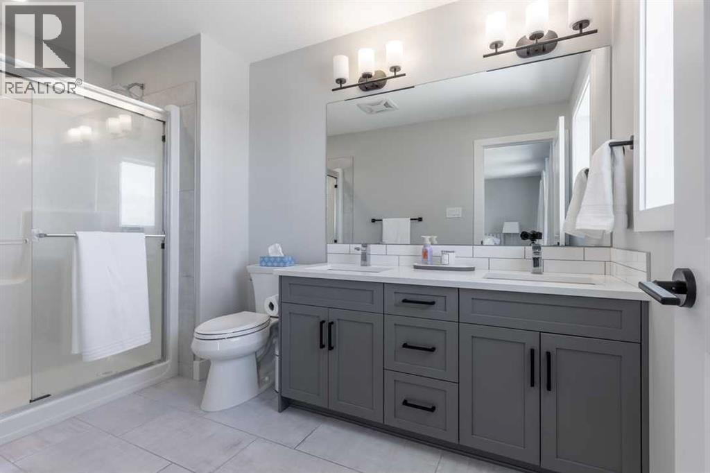 4889 7th Street W, Claresholm, Alberta  T0L 0T0 - Photo 19 - A2280289