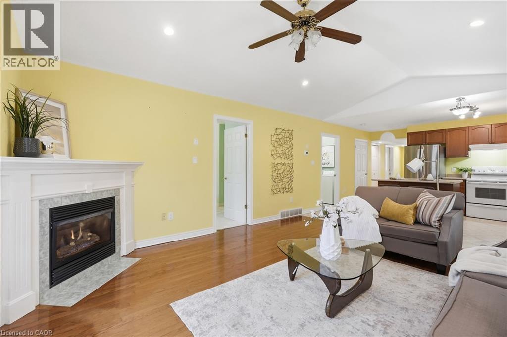 7844 Charnwood Avenue, Niagara Falls, Ontario  L2H 3E2 - Photo 17 - 40805829