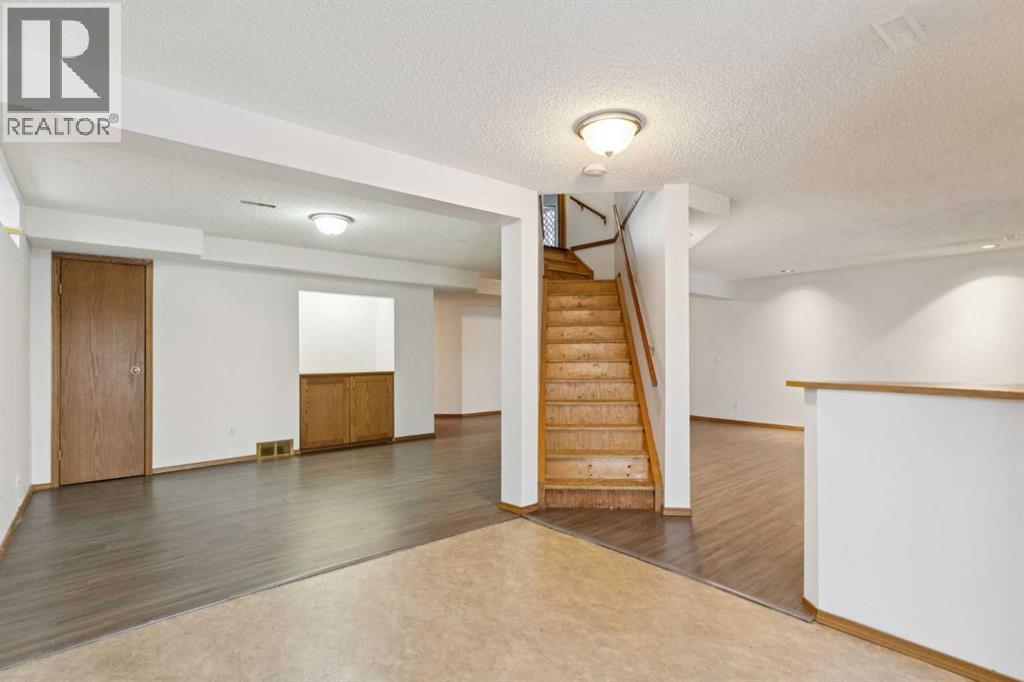 228 Macewan Park View Nw, Calgary, Alberta  T3K 4K2 - Photo 32 - A2288143