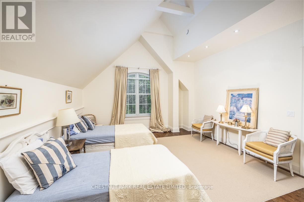 340 Spring Garden Avenue, Toronto, Ontario  M2N 3H5 - Photo 17 - C12929590