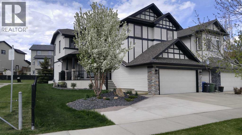 198 Westland Street, Okotoks, Alberta