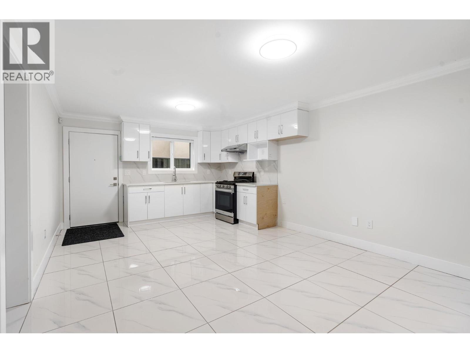 2 8464 15th Avenue, Burnaby, British Columbia  V3N 1Y2 - Photo 22 - R3103785