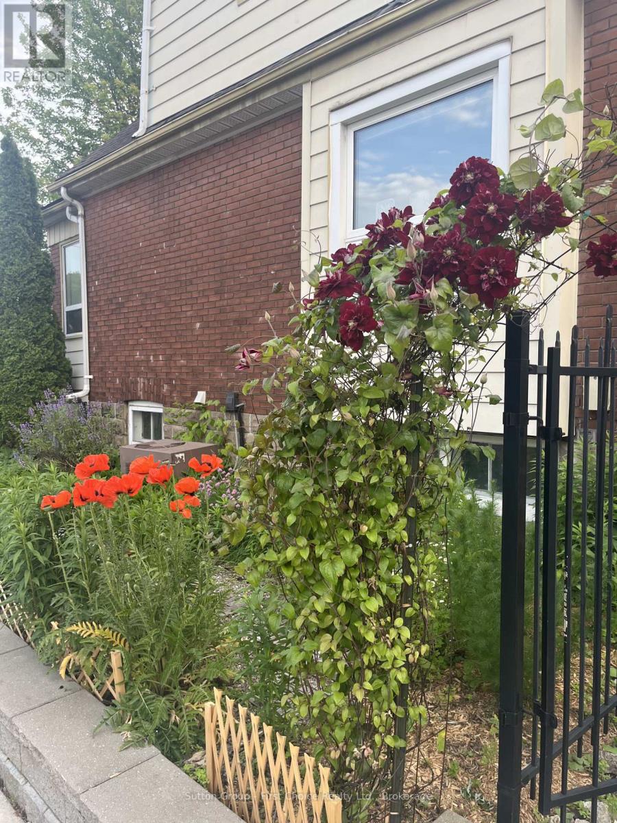 105 Barons Avenue N, Hamilton (Homeside), Ontario  L8H 5A5 - Photo 28 - X12929480