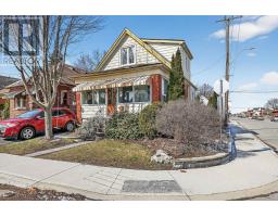 105 BARONS AVENUE N, hamilton (homeside), Ontario