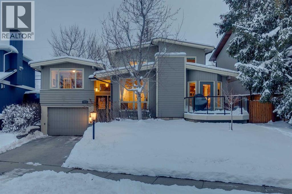 2423 34 Avenue NW, Calgary, Alberta