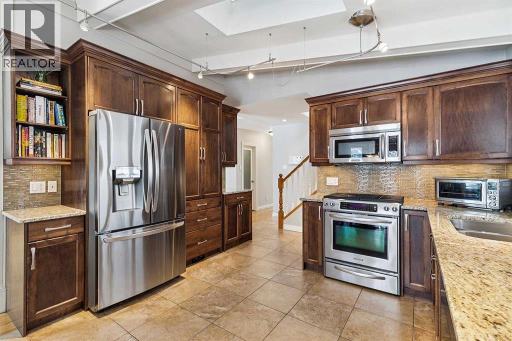 2423 34 Avenue Nw, Calgary, Alberta  T2L 0V3 - Photo 9 - A2296189