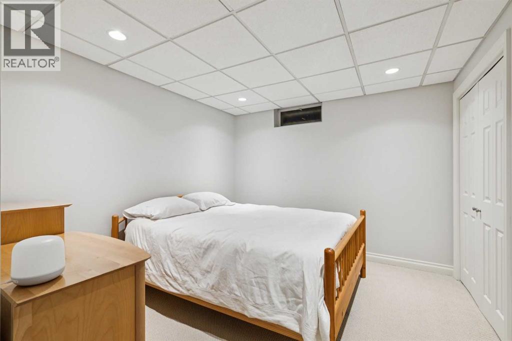 2423 34 Avenue Nw, Calgary, Alberta  T2L 0V3 - Photo 29 - A2296189