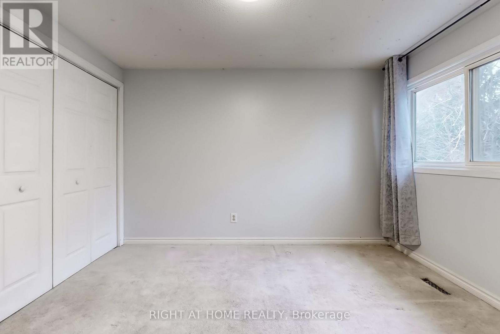 801 Edgehill Road N, Mississauga, Ontario  L5H 3Y2 - Photo 33 - W12854840