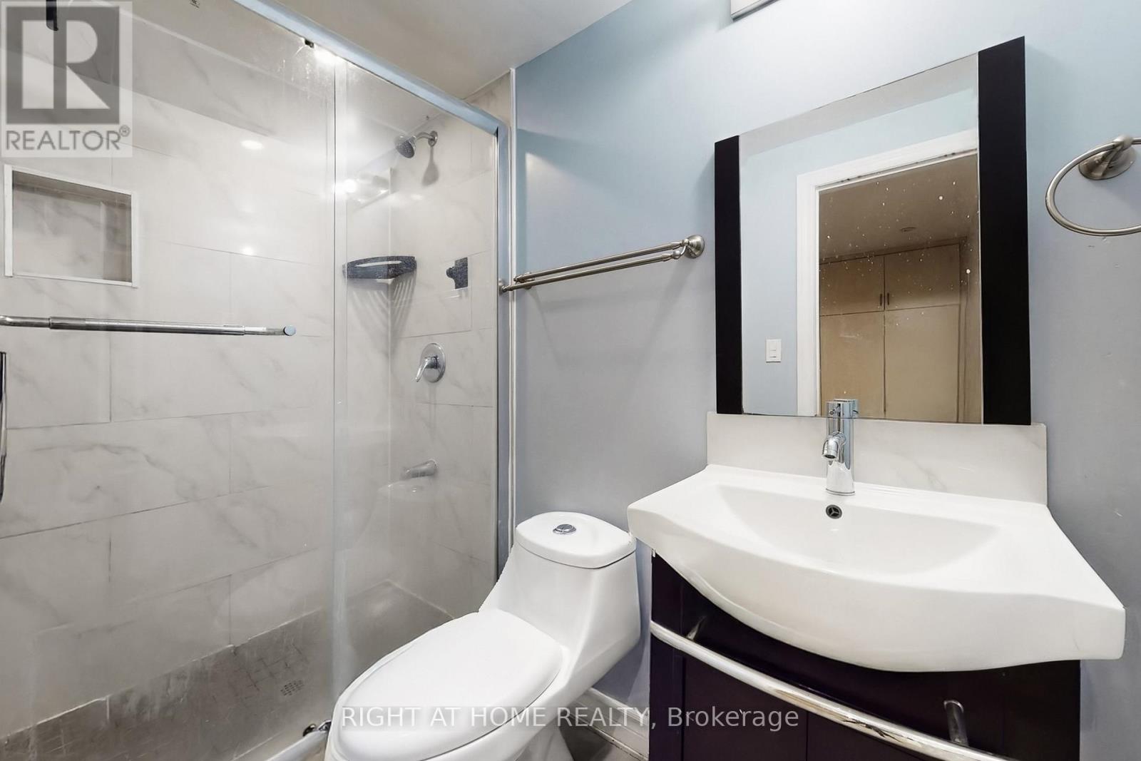 801 Edgehill Road N, Mississauga, Ontario  L5H 3Y2 - Photo 45 - W12854840