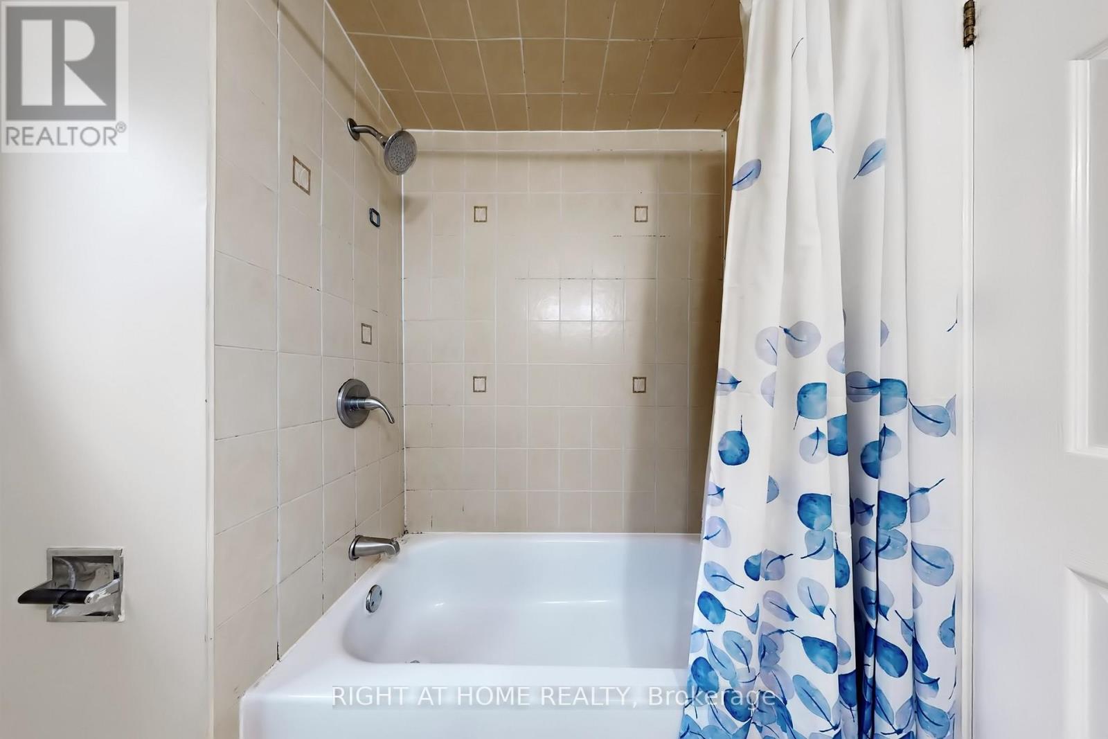 801 Edgehill Road N, Mississauga, Ontario  L5H 3Y2 - Photo 35 - W12854840