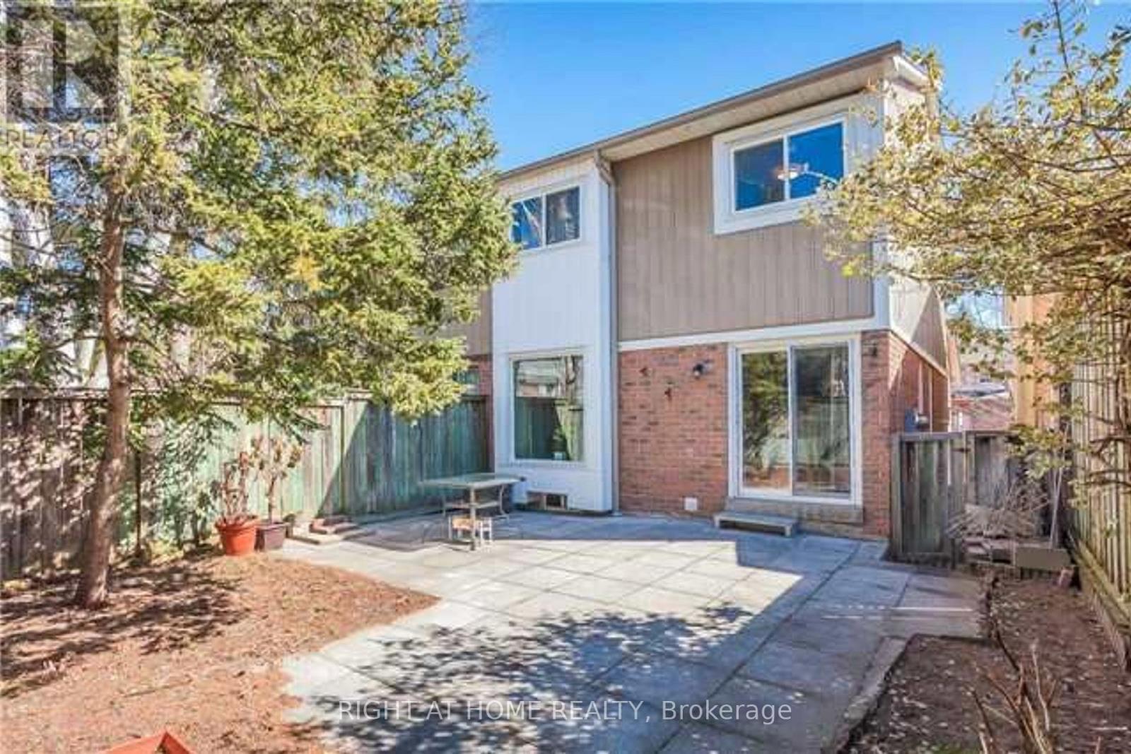 801 Edgehill Road N, Mississauga, Ontario  L5H 3Y2 - Photo 47 - W12854840