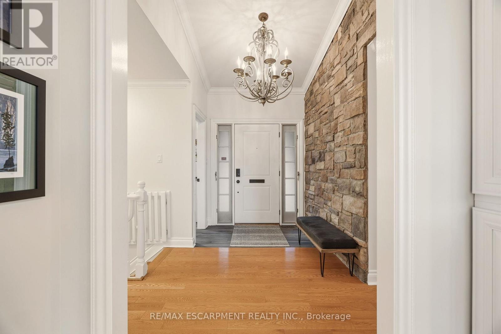 43 Maple Drive, Hamilton, Ontario  L8G 3C4 - Photo 19 - X12928790