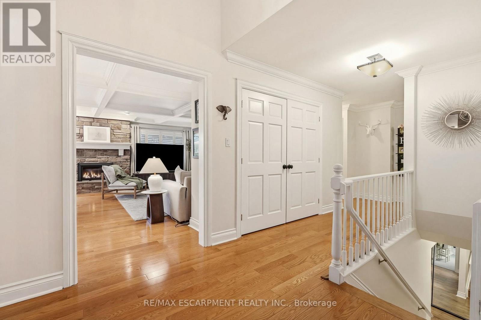 43 Maple Drive, Hamilton, Ontario  L8G 3C4 - Photo 7 - X12928790