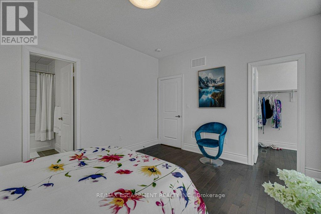 39 Avanti Crescent, Hamilton, Ontario  L8B 1W7 - Photo 29 - X12844432