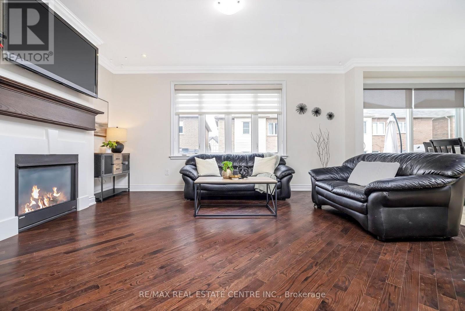 1399 Whitney Terrace, Milton, Ontario  L9E 0B7 - Photo 12 - W12929482