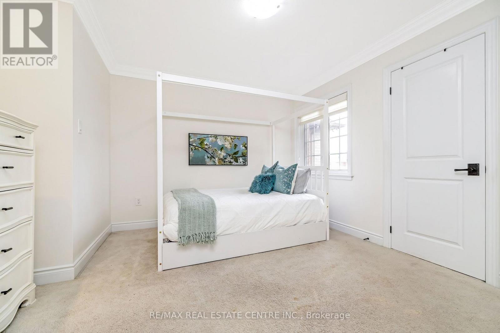 1399 Whitney Terrace, Milton, Ontario  L9E 0B7 - Photo 37 - W12929482