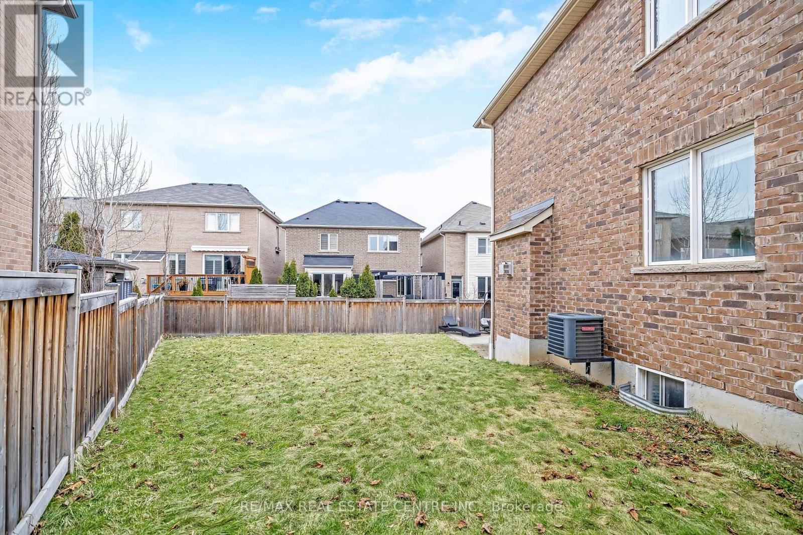 1399 Whitney Terrace, Milton, Ontario  L9E 0B7 - Photo 43 - W12929482