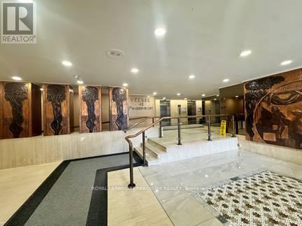 605 - 40 Panorama Court, Toronto, Ontario  M9V 4M1 - Photo 17 - W12929502