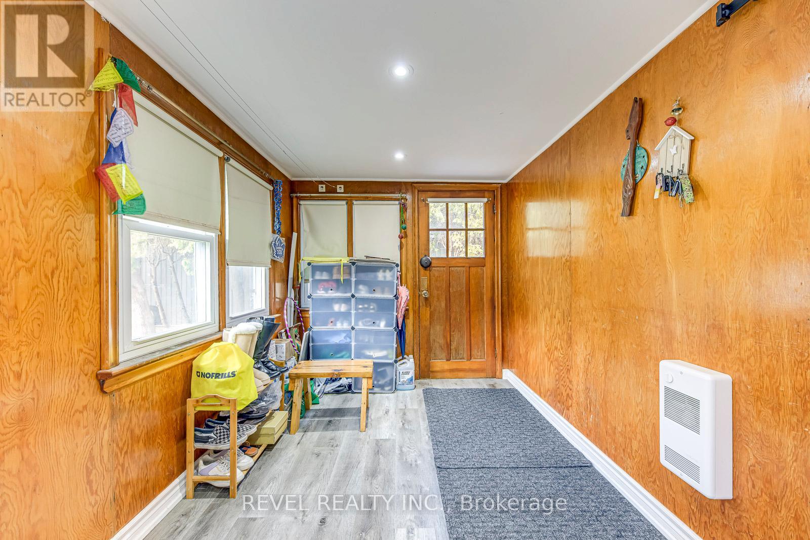 48 Young Street, Halton Hills, Ontario  L7J 2G7 - Photo 13 - W12929508