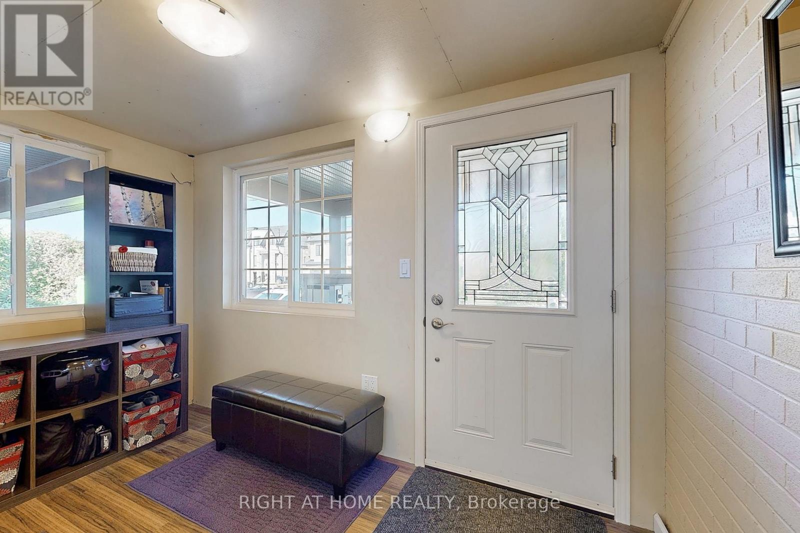 907 Fourth Street, Mississauga, Ontario  L5E 1J8 - Photo 24 - W12929516