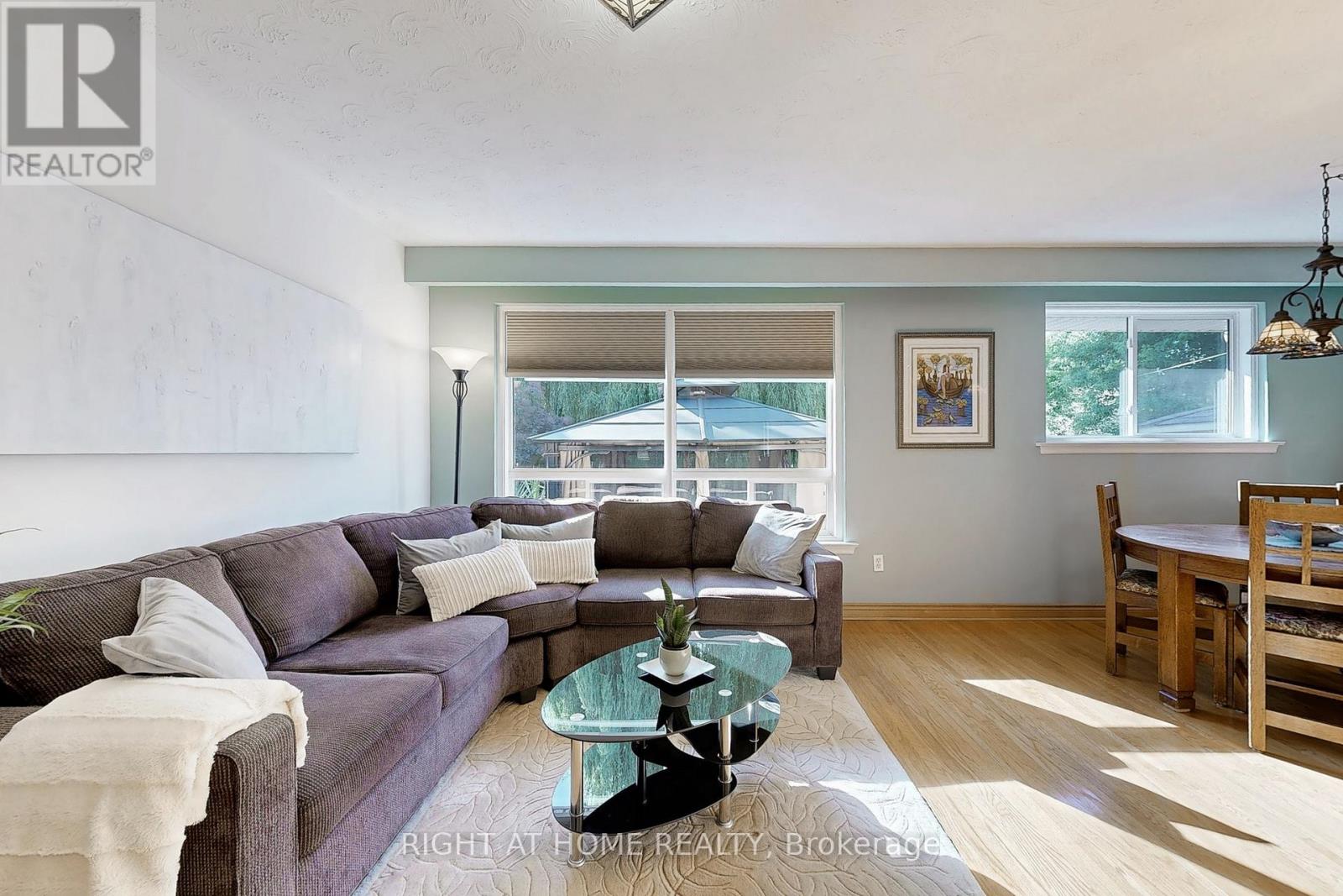 907 Fourth Street, Mississauga, Ontario  L5E 1J8 - Photo 8 - W12929516