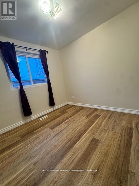 39 Franson Crescent, Toronto, Ontario  M9M 1T6 - Photo 11 - W12929522