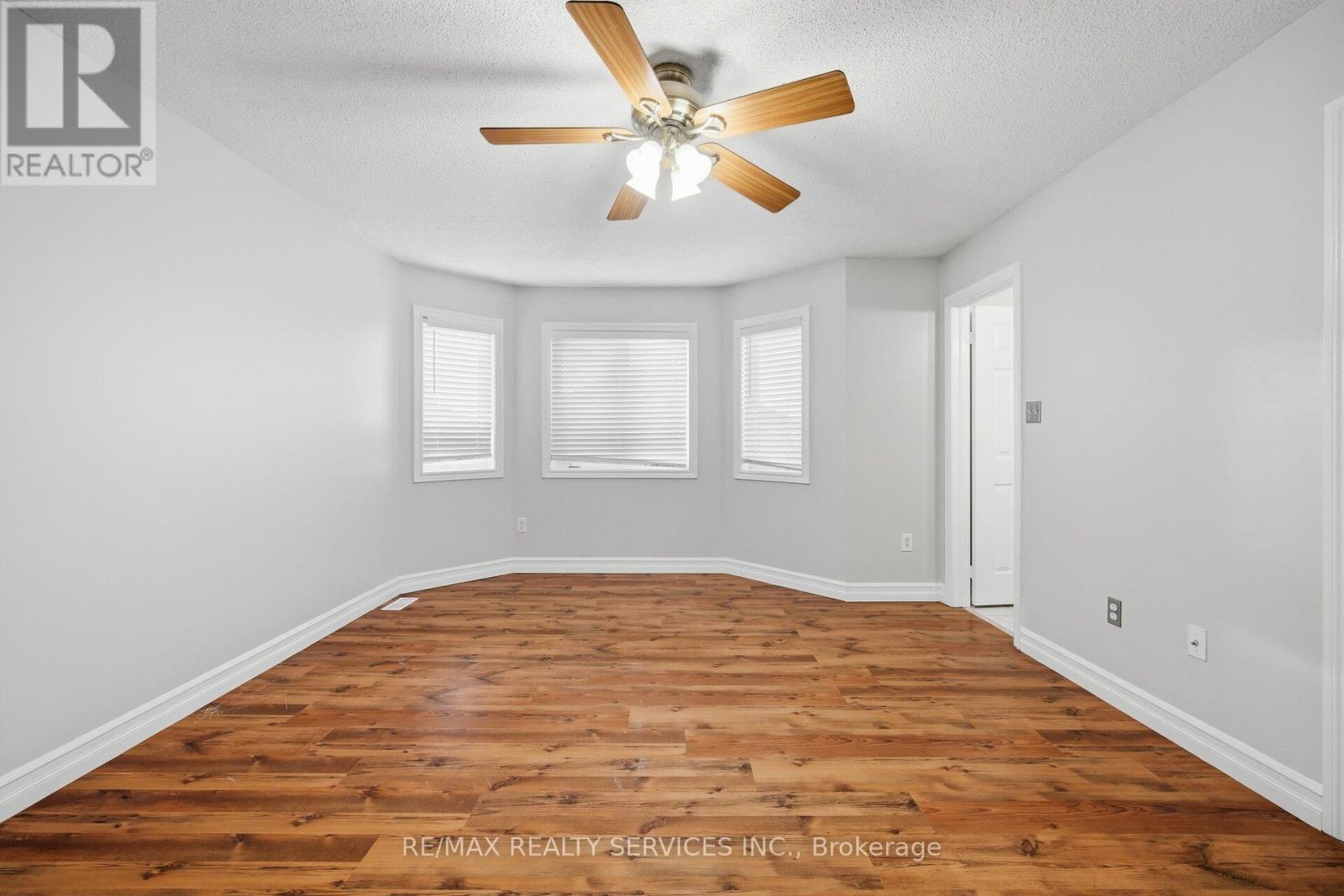 47 Twin Pines Crescent, Brampton, Ontario  L7A 1M8 - Photo 24 - W12929582