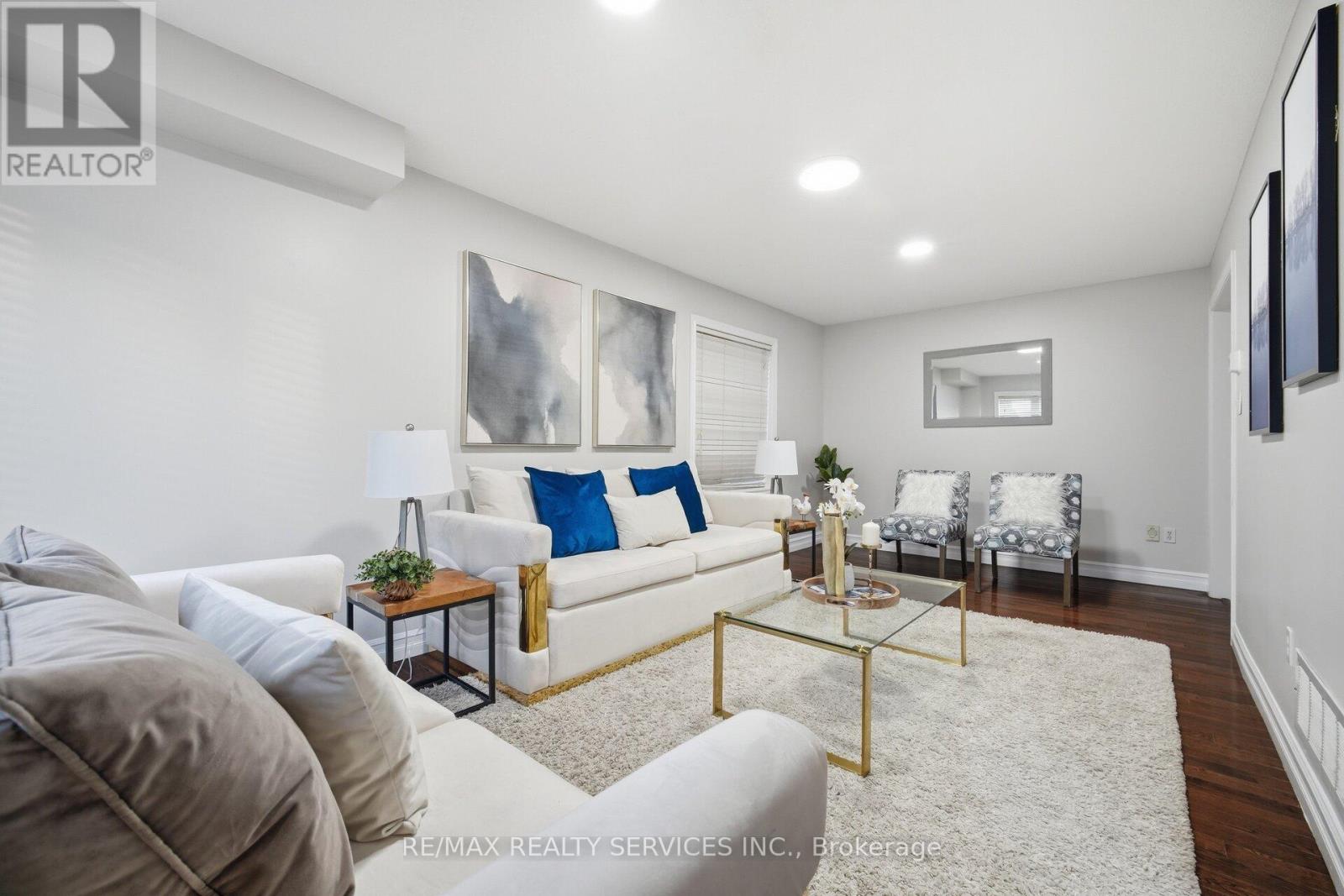 47 Twin Pines Crescent, Brampton, Ontario  L7A 1M8 - Photo 7 - W12929582