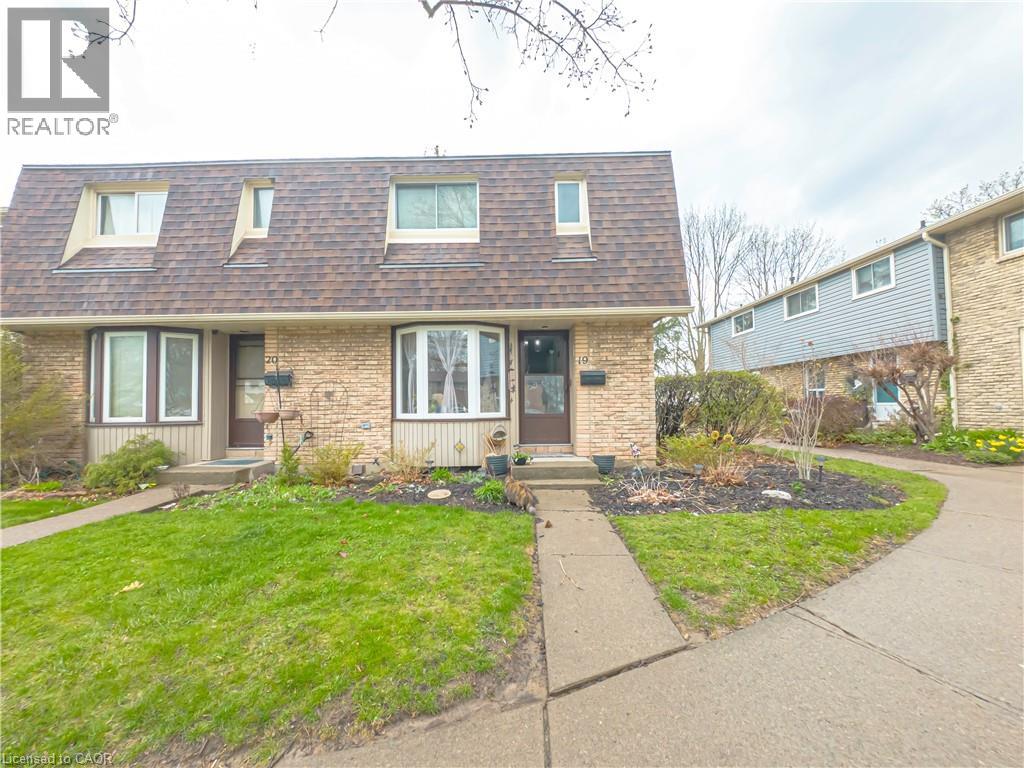 18 BARRY Street Unit# 19, St. Catharines, Ontario
