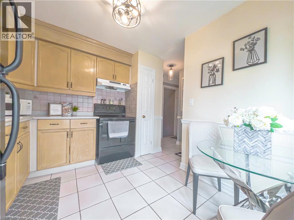 18 Barry Street Unit# 19, St. Catharines, Ontario  L2R 7J6 - Photo 9 - 40815693