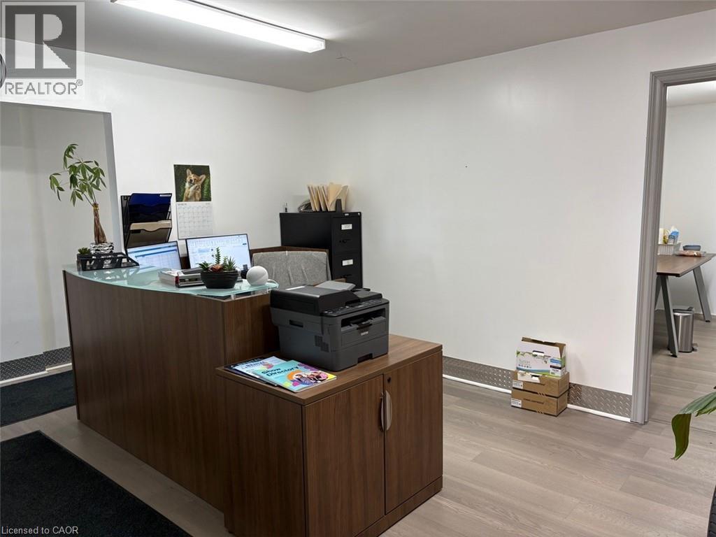 156 South Service Road, Hamilton, Ontario  L8E 3H6 - Photo 3 - 40813528