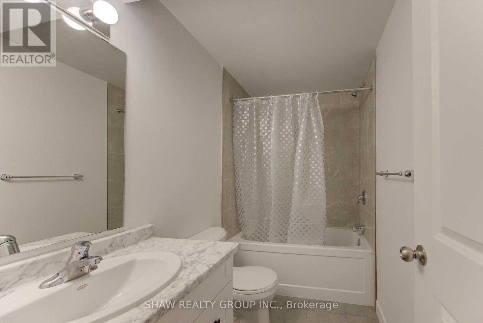 29 Oak Forest Common, Cambridge, Ontario  N1S 0G3 - Photo 27 - X12929506