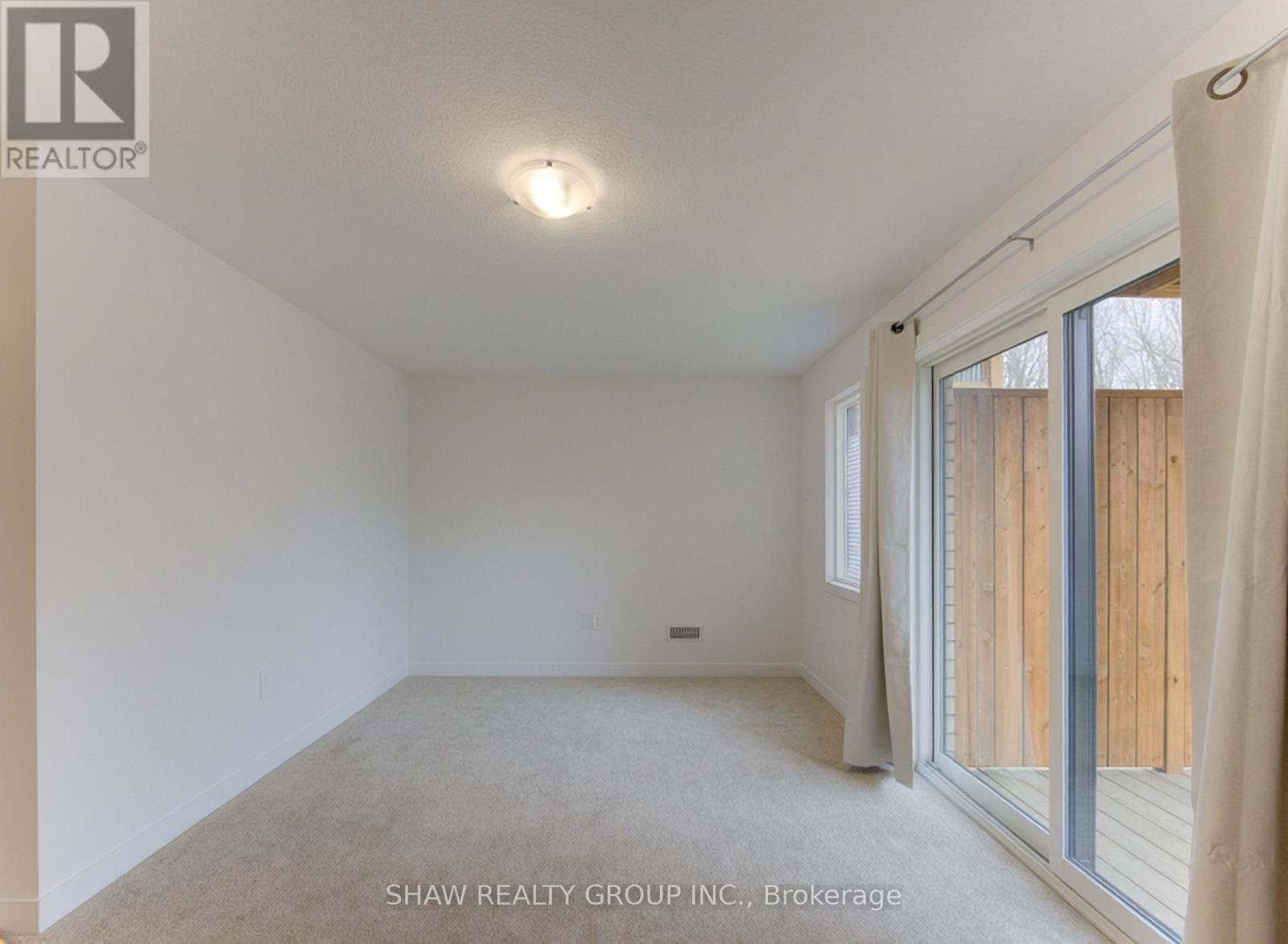 29 Oak Forest Common, Cambridge, Ontario  N1S 0G3 - Photo 31 - X12929506