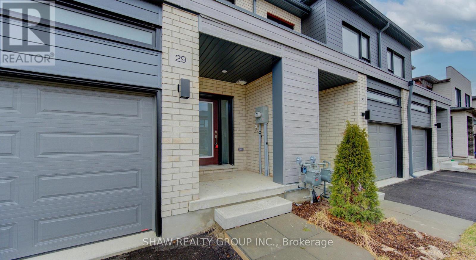 29 Oak Forest Common, Cambridge, Ontario  N1S 0G3 - Photo 4 - X12929506