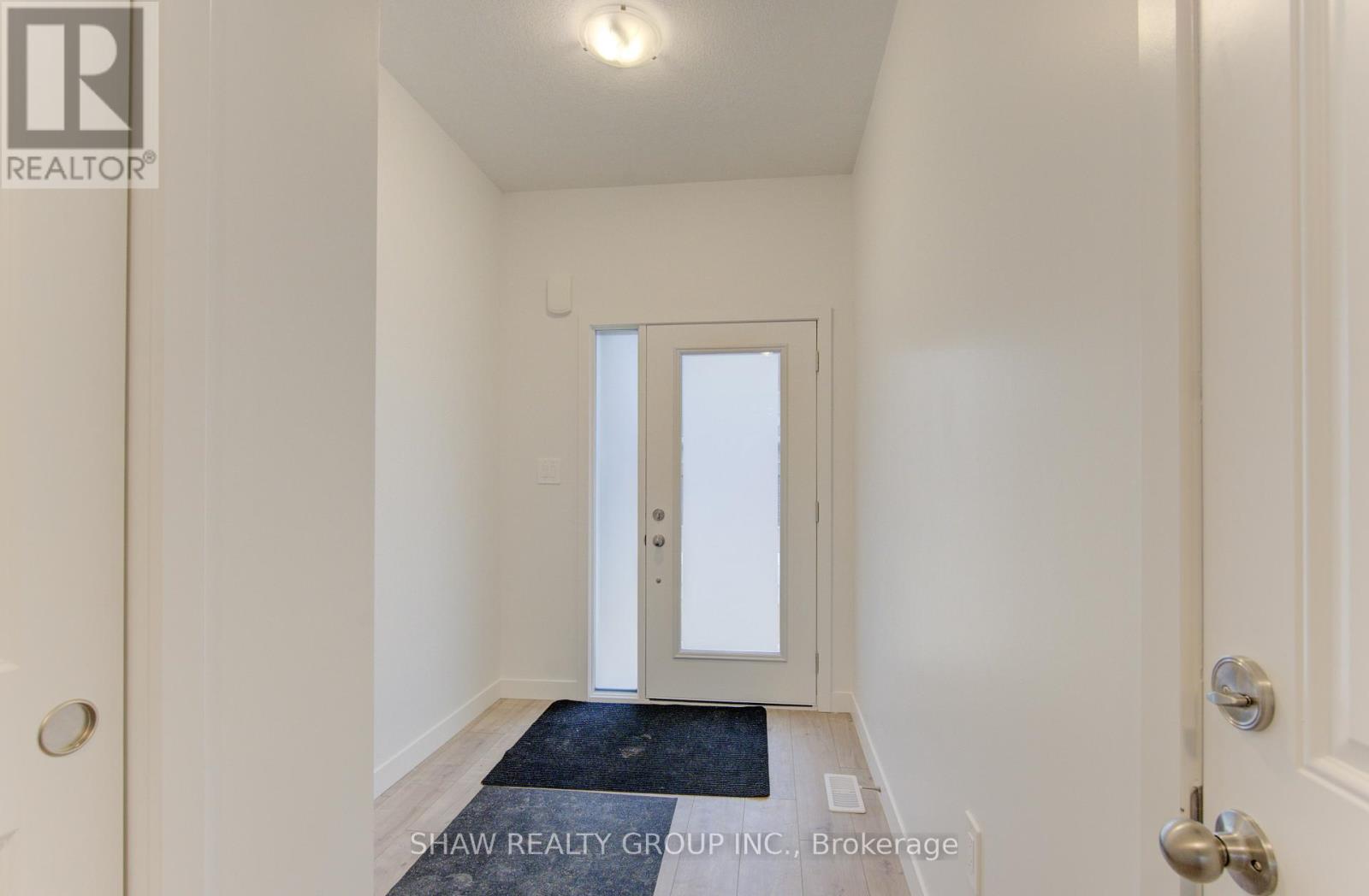 29 Oak Forest Common, Cambridge, Ontario  N1S 0G3 - Photo 5 - X12929506