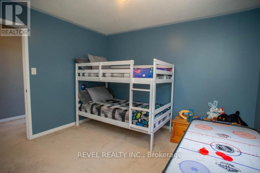 28 Barrett Avenue, Brantford, Ontario  N3S 0B5 - Photo 25 - X12929528