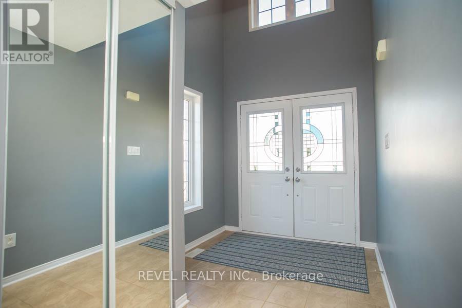 28 Barrett Avenue, Brantford, Ontario  N3S 0B5 - Photo 4 - X12929528