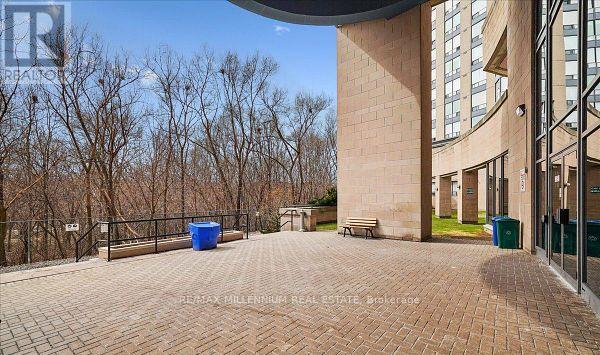 2005 - 3 Hickory Tree Road, Toronto, Ontario  M9N 3W5 - Photo 19 - W12768236