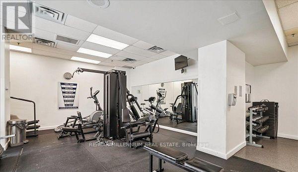 2005 - 3 Hickory Tree Road, Toronto, Ontario  M9N 3W5 - Photo 22 - W12768236