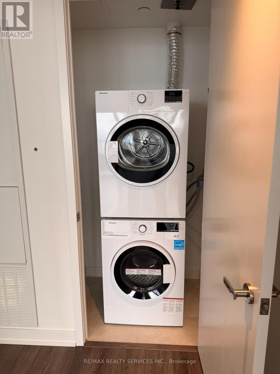 3907 - 448 Burnhamthorpe Road W, Mississauga, Ontario  L5A 3H7 - Photo 14 - W12926856