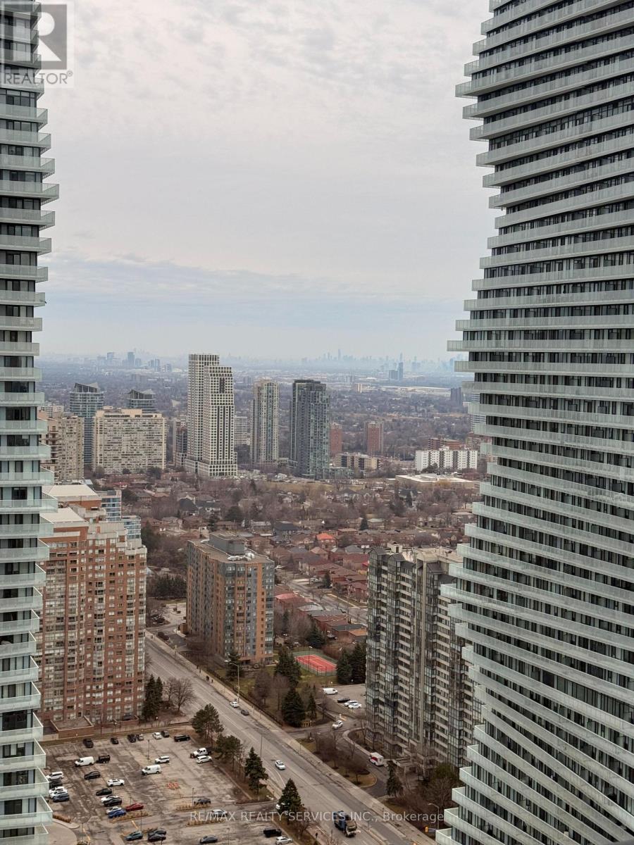 3907 - 448 Burnhamthorpe Road W, Mississauga, Ontario  L5A 3H7 - Photo 16 - W12926856