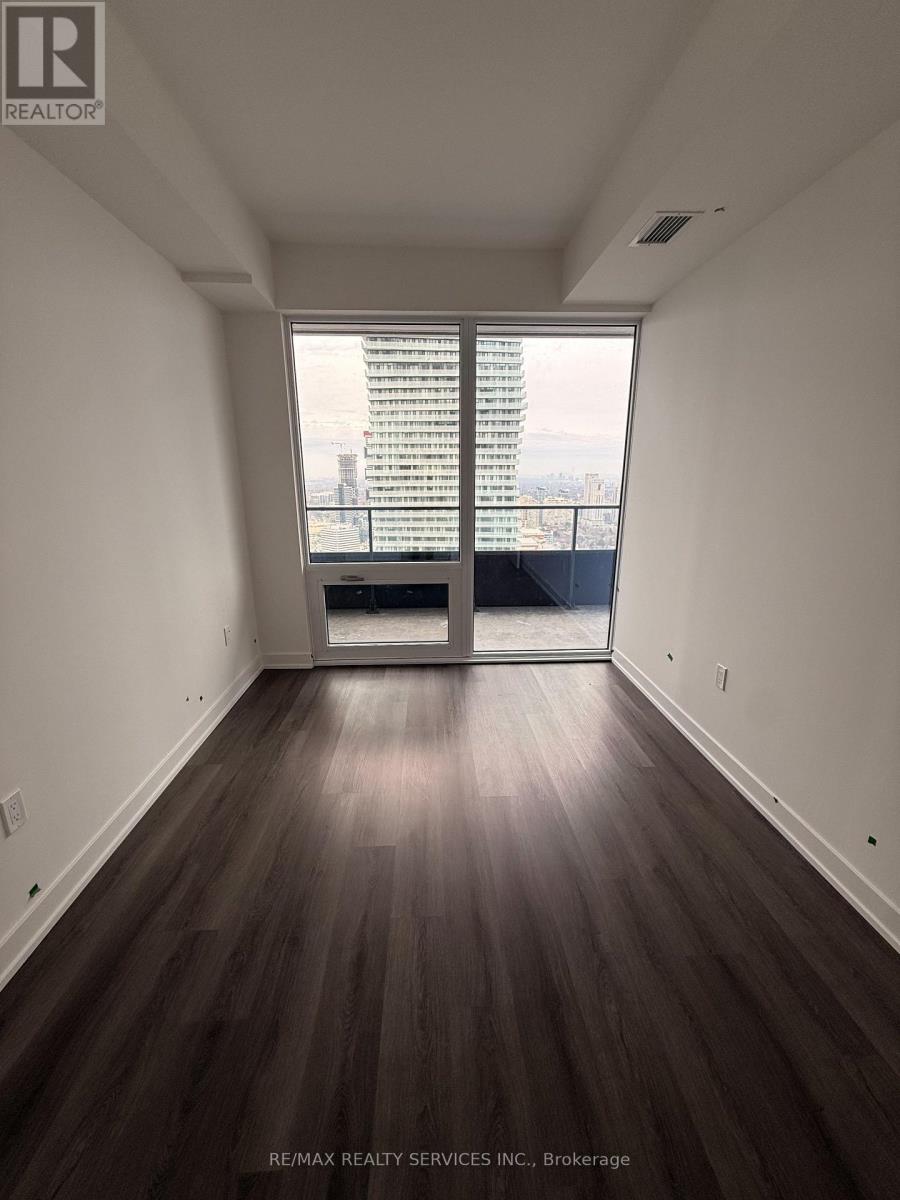 3907 - 448 Burnhamthorpe Road W, Mississauga, Ontario  L5A 3H7 - Photo 13 - W12926856