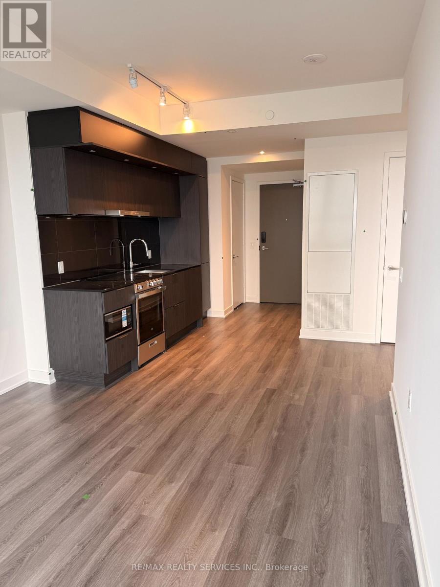 3907 - 448 Burnhamthorpe Road W, Mississauga, Ontario  L5A 3H7 - Photo 7 - W12926856