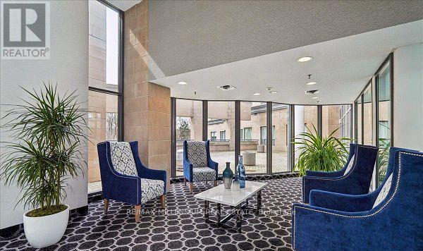 2005 - 3 Hickory Tree Road, Toronto, Ontario  M9N 3W5 - Photo 18 - W12768236