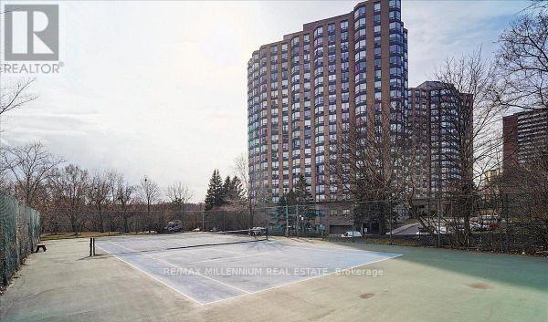 2005 - 3 Hickory Tree Road, Toronto, Ontario  M9N 3W5 - Photo 20 - W12768236